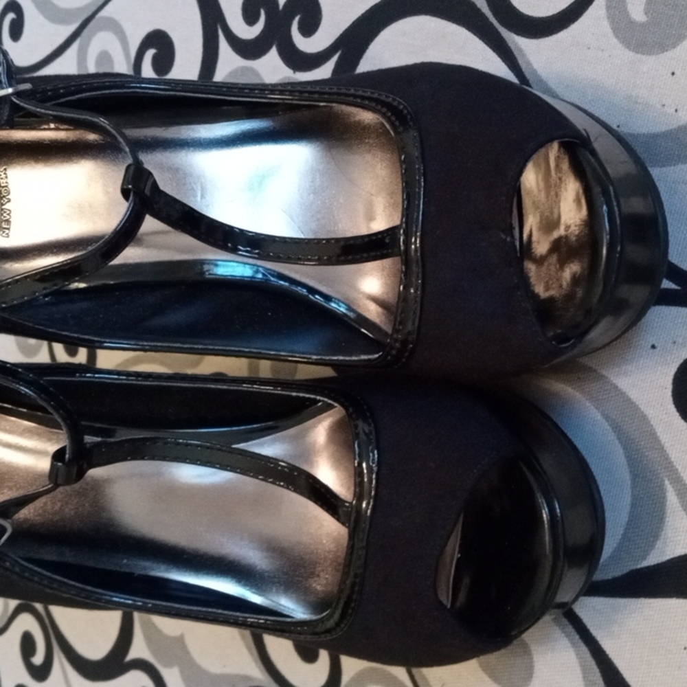 SM New York Black Suede and Patent Leather Open-toed Heels Sz 7.5 - Picture 8 of 10